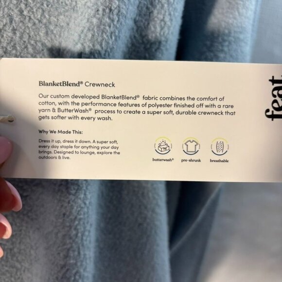 Ideal for gift-giving, Feat Womens Blue Textured Sweatshirt Size S - Picture 6 of 12